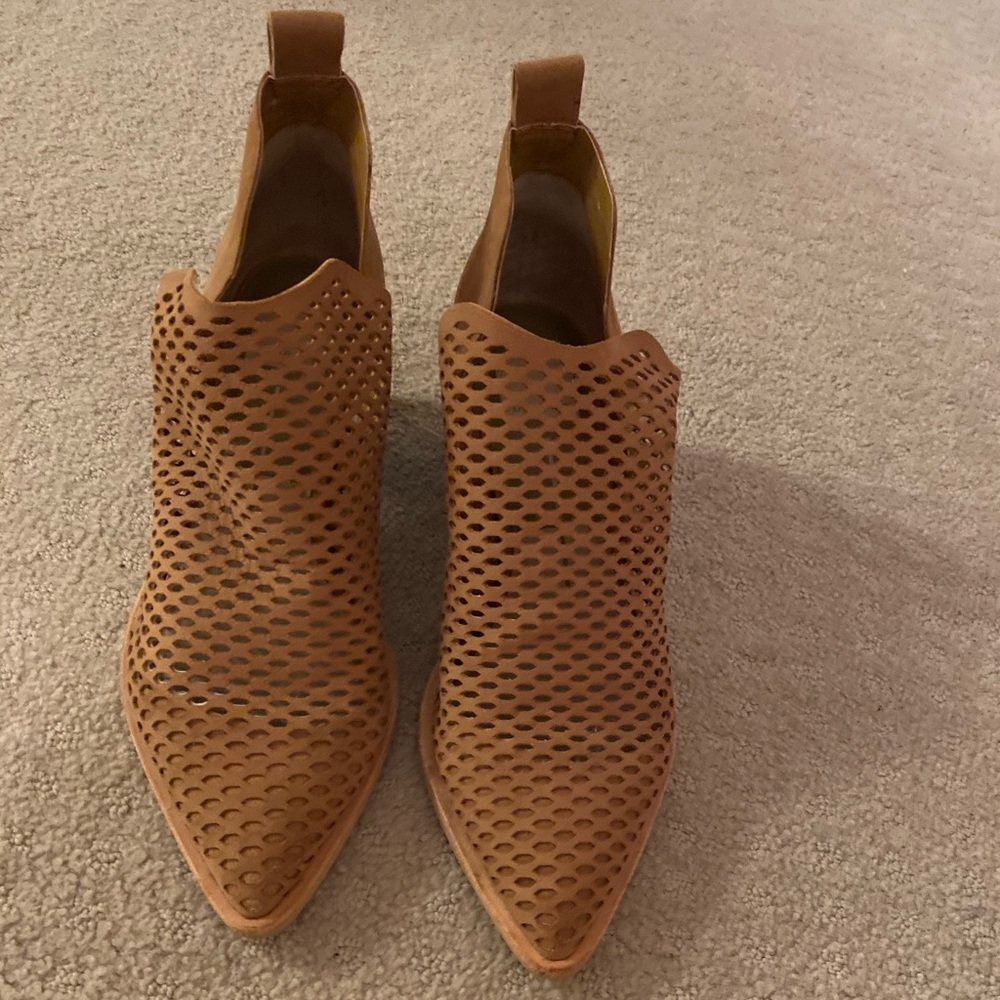 Dolce Vita Booties. Only worn once!